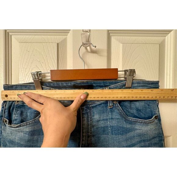 Frye Women's Low-Rise Straight Cropped Denim Jeans Size 12 - Picture 8 of 9